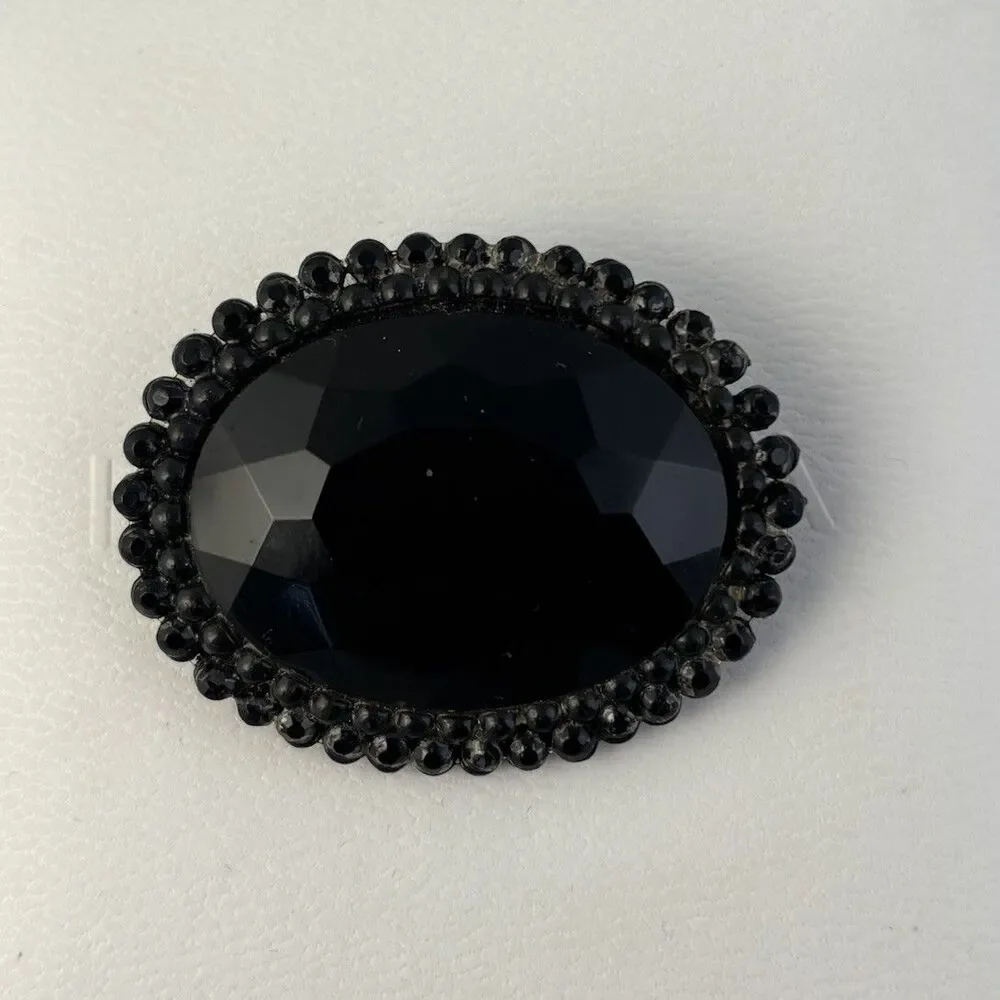Vintage Retro HAR Black Cut Glass Cab Black Rhinestone Japanned 2” Oval Brooch